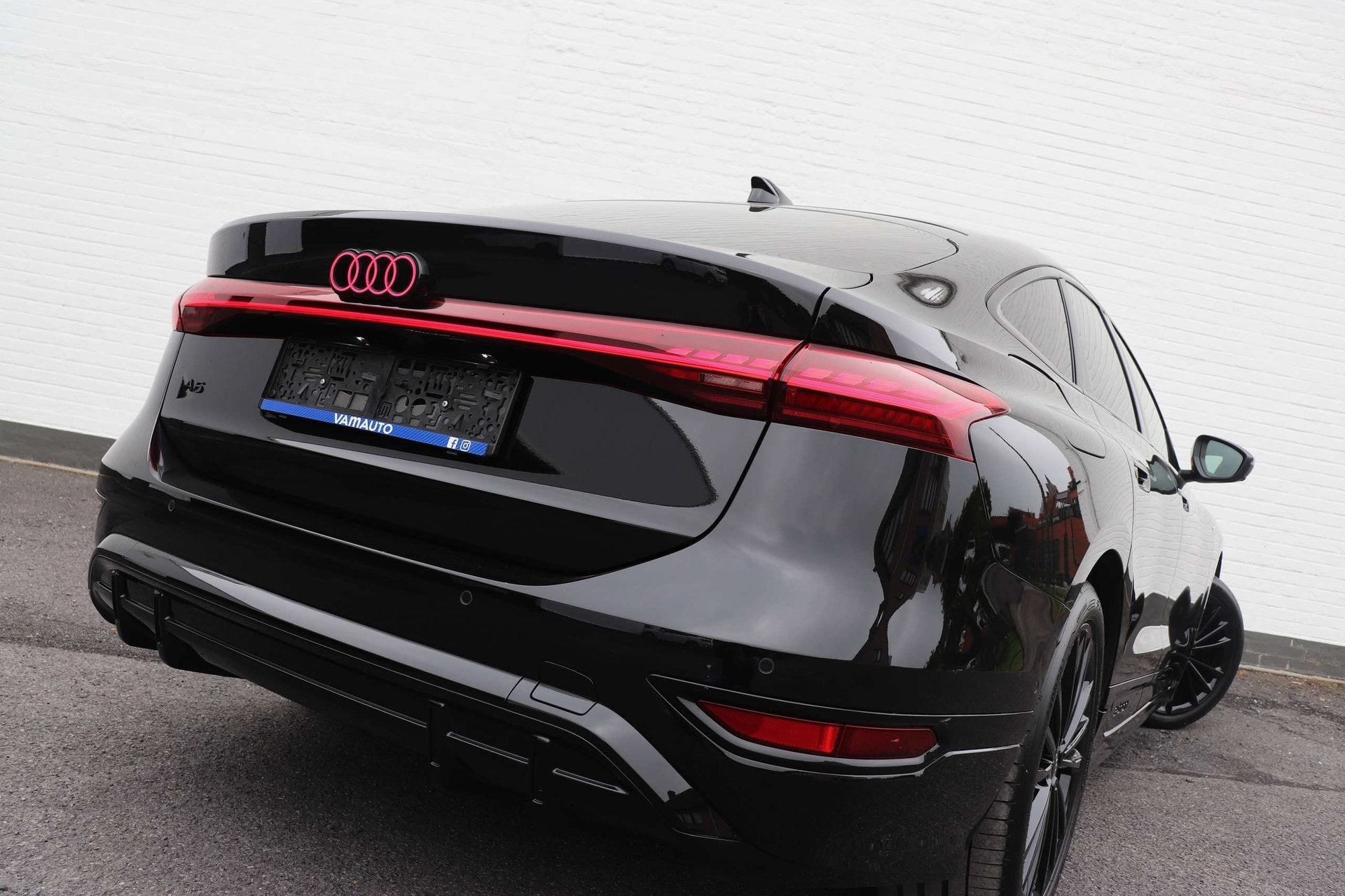 Audi A6 e-tron SB 100kWh Performance S-line -BlindSpot/360/T, Auto's, Audi, Automaat, Dealer onderhouden, https://public.car-pass.be/vhr/d306a1d9-5fa1-4fd3-8992-b66aeddc82bb