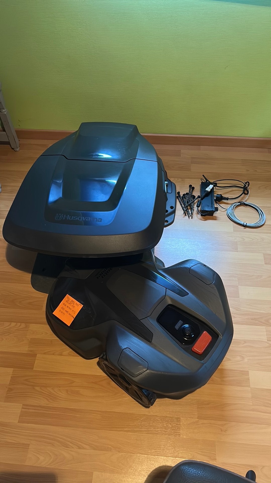 Husqvarna Nera 320 NERA + 430x NERA, Tuin en Terras, Robotmaaiers, Zo goed als nieuw, Ophalen of Verzenden