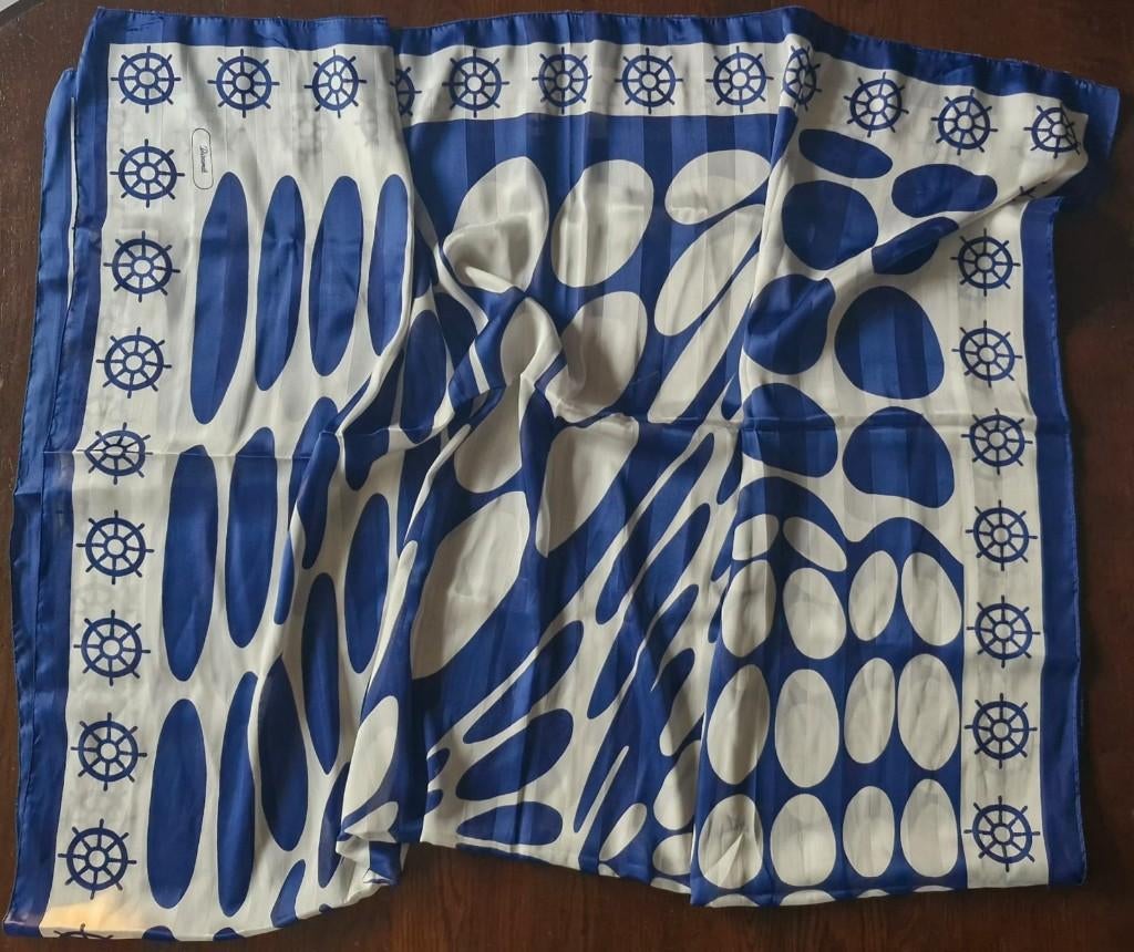 Zijden sjaal Piramid 120x160cm, Ophalen, Zo goed als nieuw, Sjaal