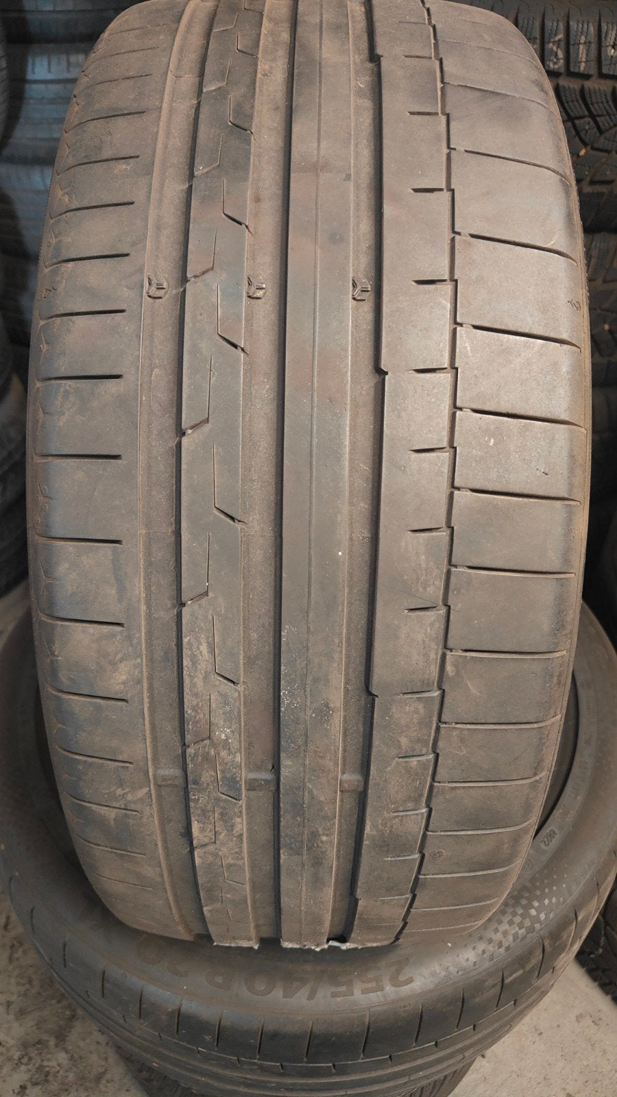 255/40r20 continental 60€ per stuk met montage en balanceren