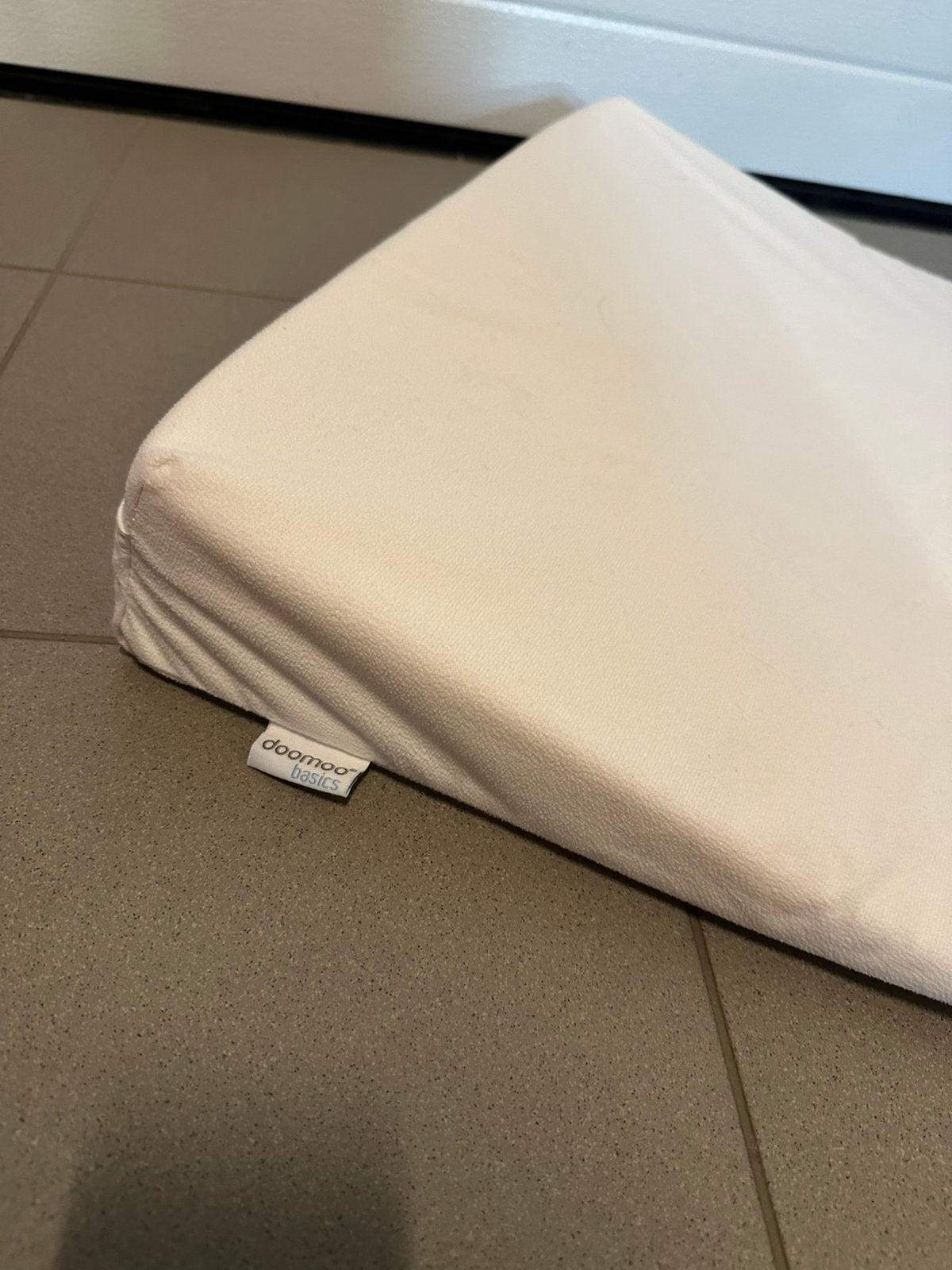 Hellend babykussen en zijslaapkussen, Ophalen, Gebruikt