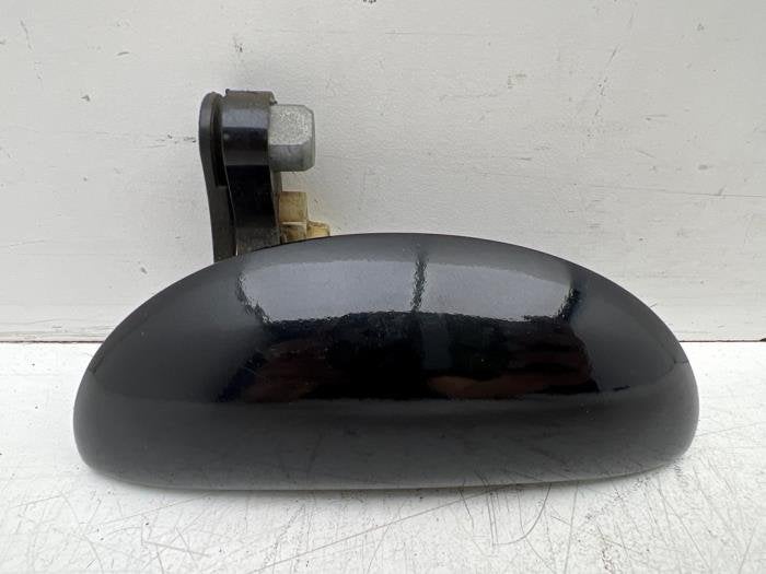 Poignée portière 4portes avant droite d'un Toyota Aygo, -, 3 mois de garantie, Toyota, Utilisé