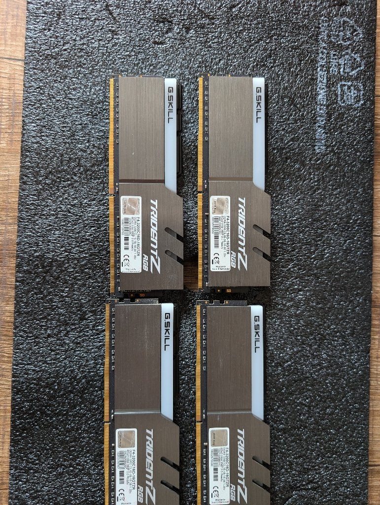 DDR 4 -3200 CL16-18-18-38 - 4x8gb, Informatique & Logiciels, Mémoire RAM, 32 GB, DDR4, Enlèvement, Utilisé