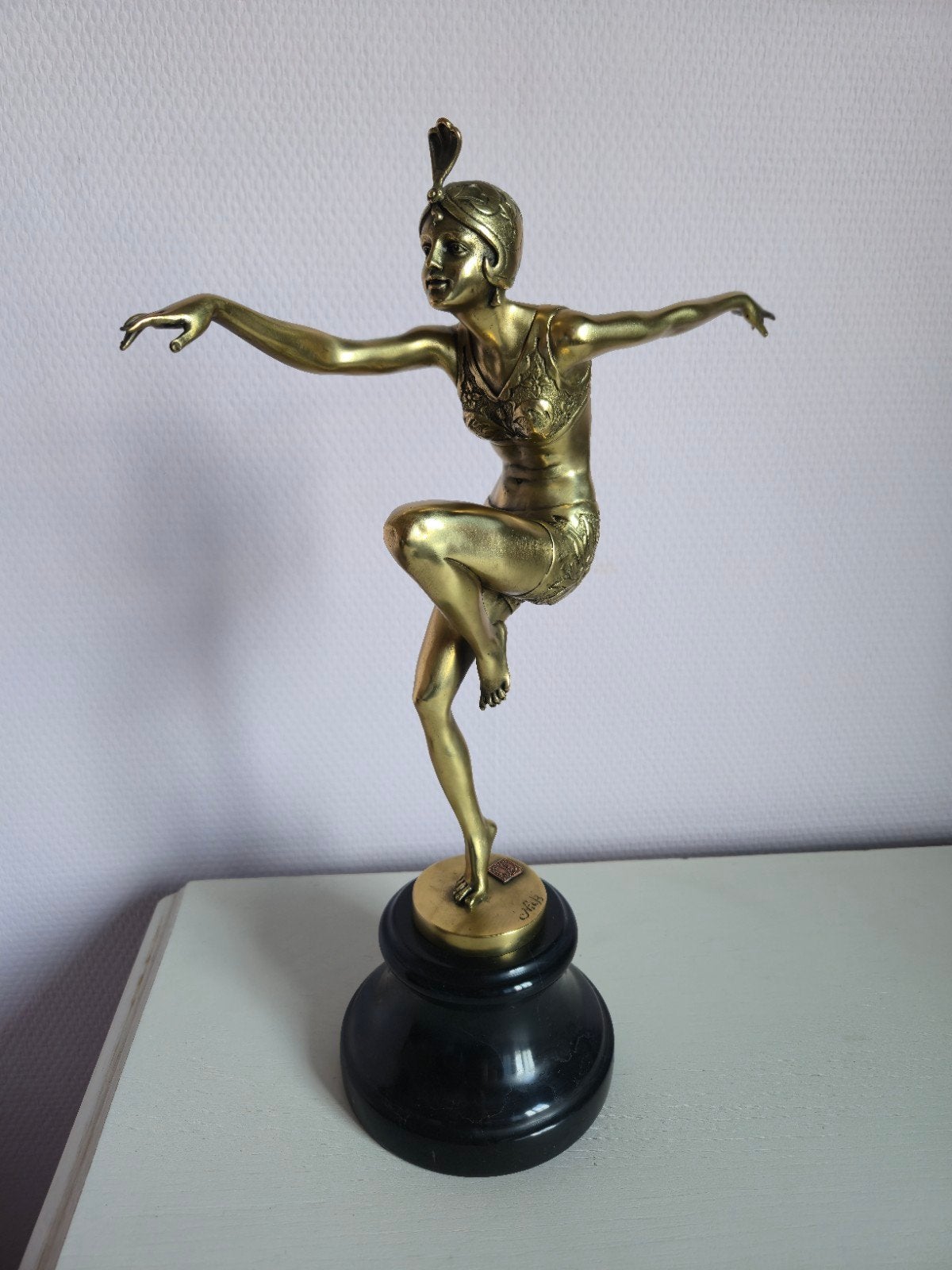 Prachtig bronzen beeld art deco danseres gemerkt + gieterij, Ophalen