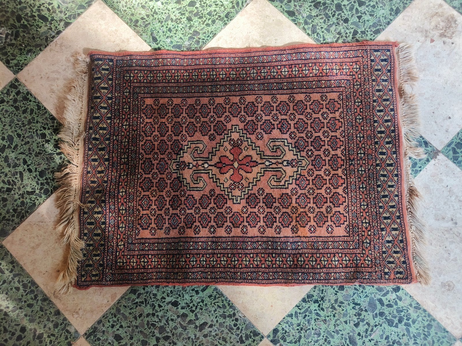 Prachtig handgeknoopt vintage Baluch tapijt (80x60 cm), Antiquités & Art, Enlèvement