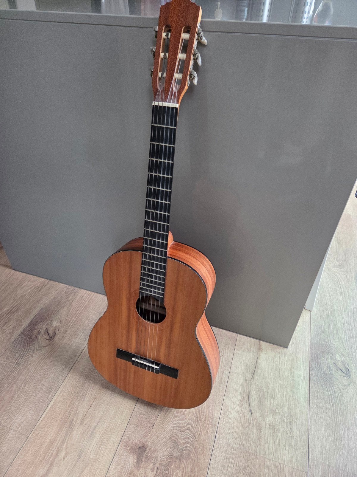 Gitaar, Ophalen