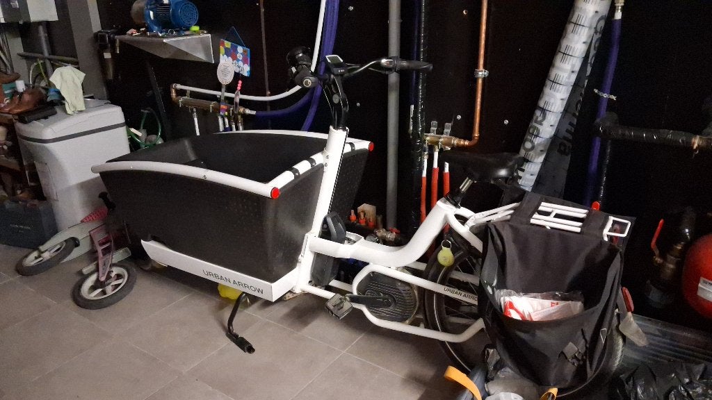 Urban arrow bakfiets bj 2020 met ongeveer 2750km, Fietsen en Brommers, Gebruikt, 3 kinderen, Elektrisch, Schijfrem