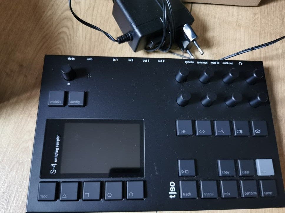 Torso S-4, Muziek en Instrumenten, Samplers, Ophalen of Verzenden, Zo goed als nieuw