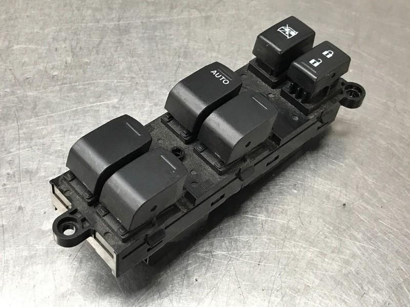 RAAMSCHAKELAAR Suzuki Swift (ZA / ZC / ZD) (01-2010/04-2017), Gebruikt, Suzuki