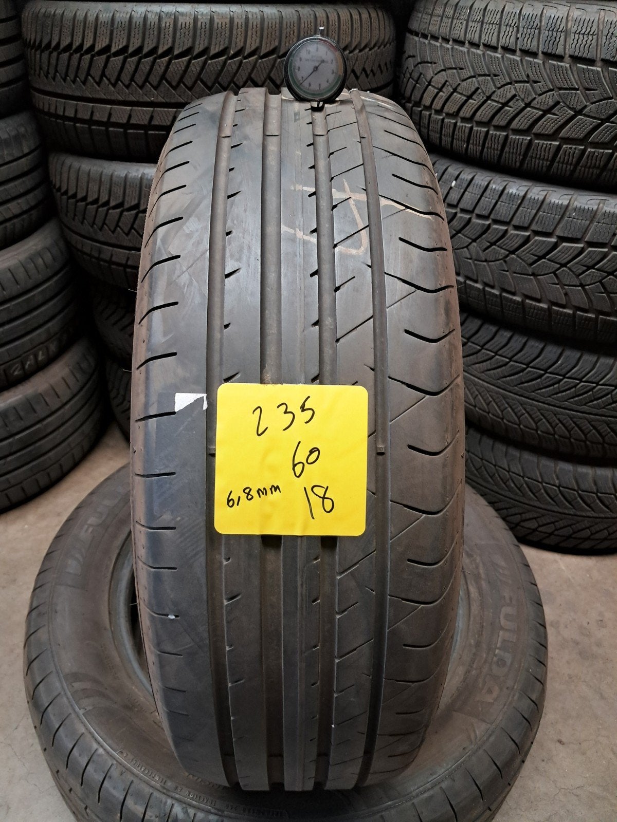 2356018 235/60/18 235/60r18 zomer demo, Ophalen