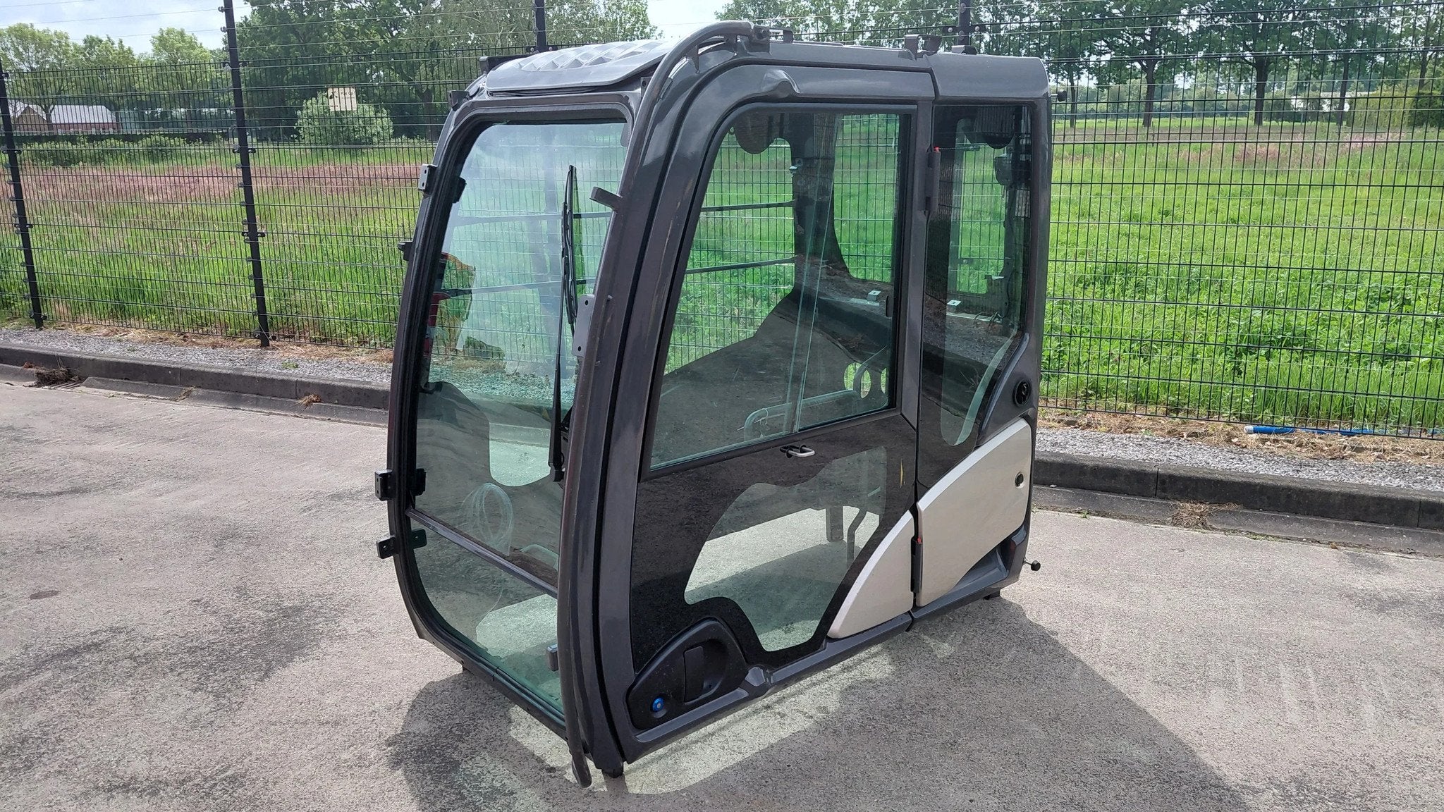Hitachi serie ZX -5 -6 cab, Utilisé
