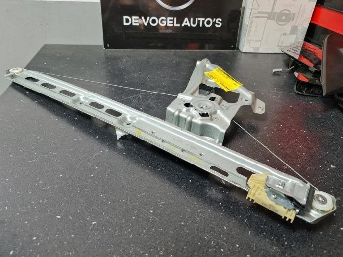 Mécanique vitre 2portes avant gauche d'un Mercedes Sprinter, 3 mois de garantie, Utilisé, -, -