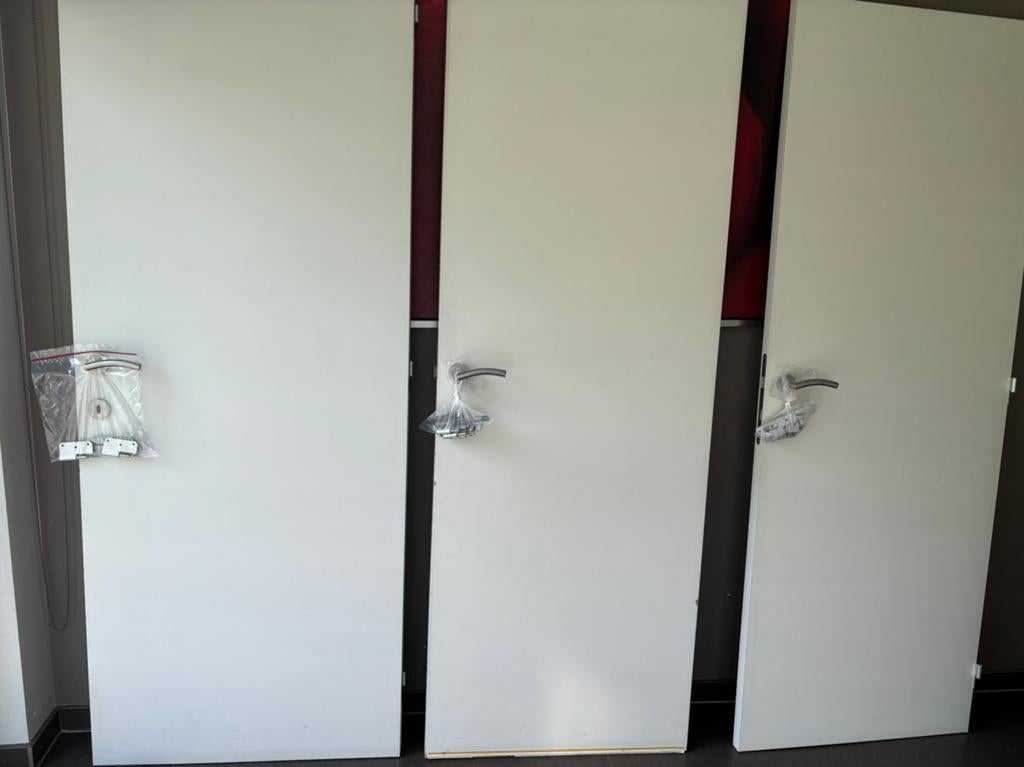 4 witte binnendeuren, Doe-het-zelf en Bouw, Deuren en Vliegenramen, Ophalen, Gebruikt, Minder dan 80 cm, Binnendeur