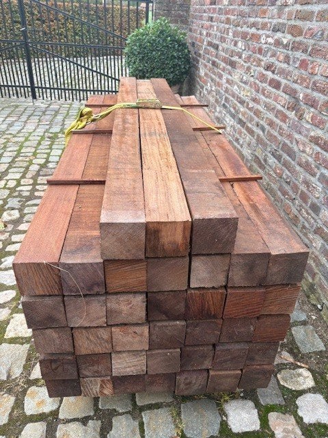 Poteaux Okan, Enlèvement, Neuf, 180 à 250 cm, Poteaux