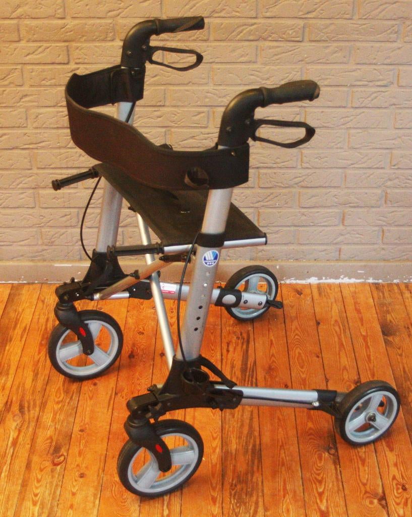 Vermeiren Rollator / Quad Light / Lichtgewicht / Opvouwbaar, Diversen, Ophalen of Verzenden, Opvouwbaar, Zo goed als nieuw