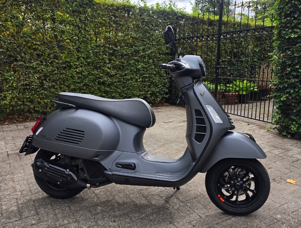Très belle Vespa GTS SuperSport 125cc à vendre., Occasion, 125 cm³, Super Sport, Particulier