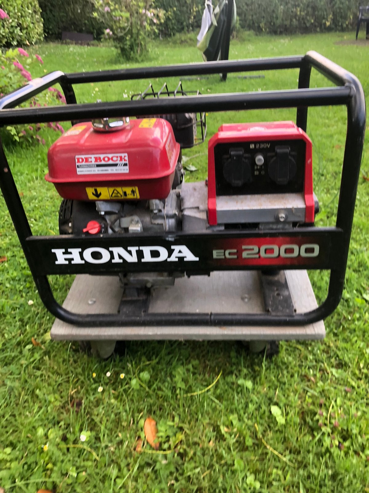 Honda EC 2000 generator 4-takt, Bricolage & Construction, Générateurs, Enlèvement, Utilisé, Moins de 5 kVA, Essence