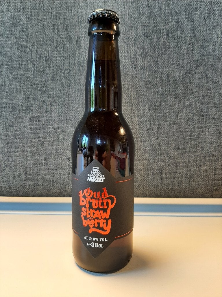 't verzet - oud bruin - strawberry 2021 - 33 cl - 6%, Verzamelen, Ophalen, Nieuw, Flesje(s), Overige merken