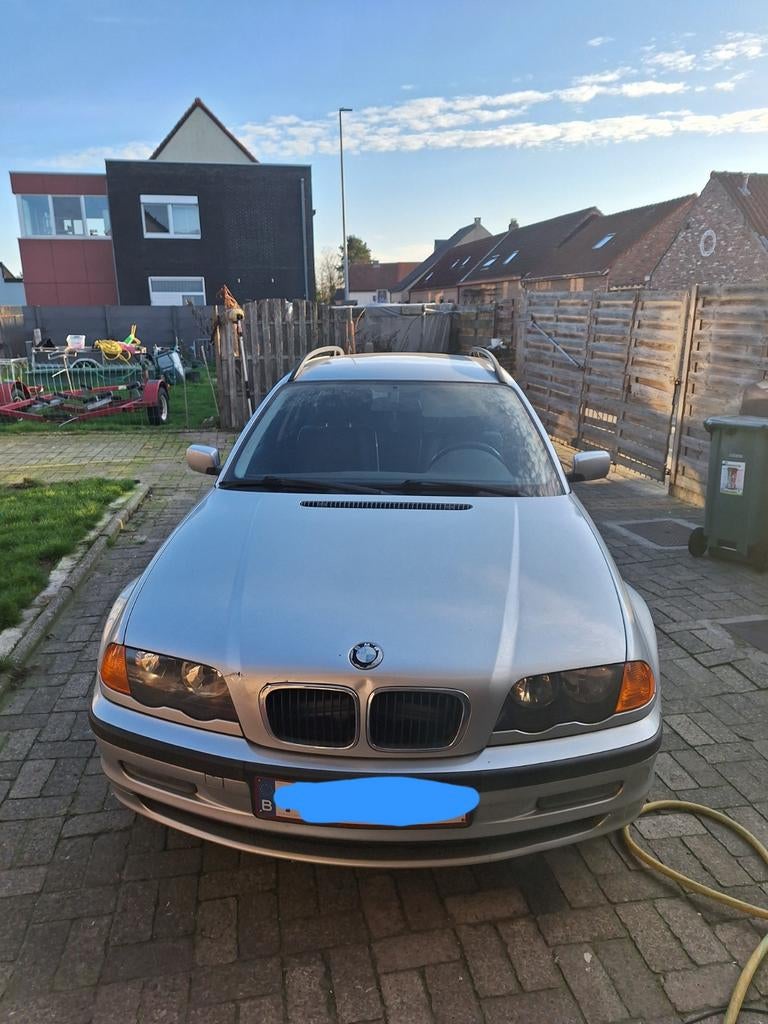 318i e46, Autos, Cuir, Achat, Attache-remorque, Essence