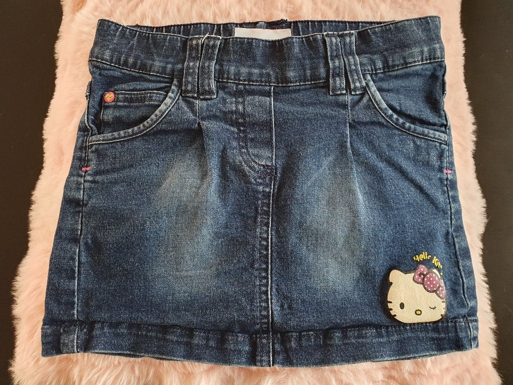Jeansrokje van Hello Kitty ( Sanrio) maat 116, Robe ou Jupe, Enlèvement ou Envoi, Utilisé, Sanrio van C&A