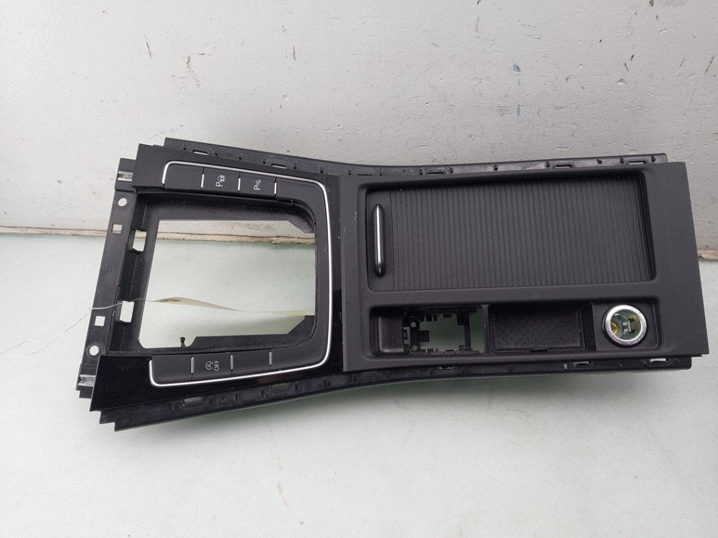 MIDDENCONSOLE Volkswagen Golf VII (AUA) (01-2012/03-2021), Auto-onderdelen, Interieur en Bekleding, Volkswagen, Gebruikt
