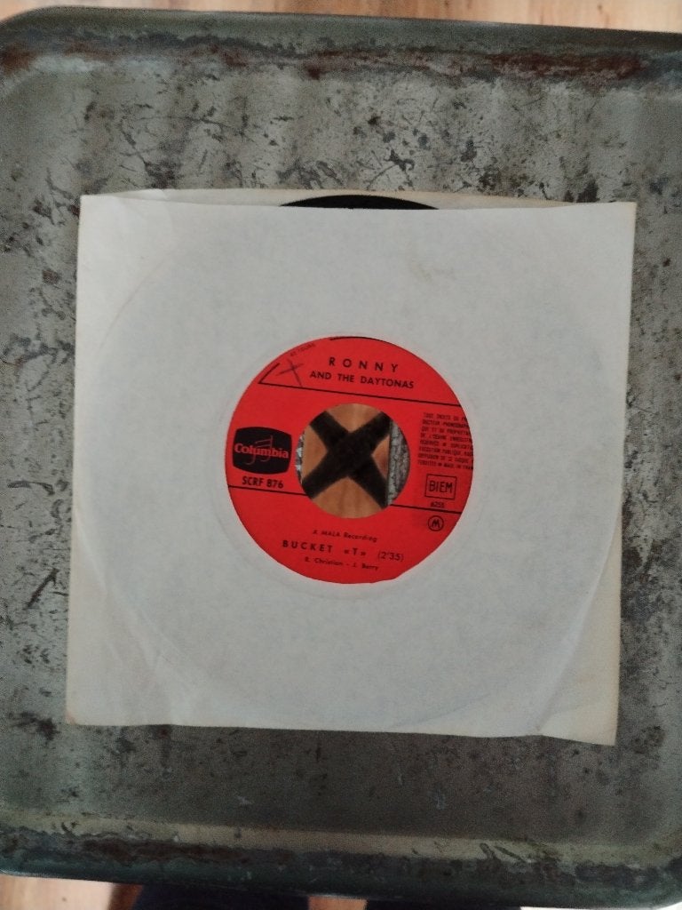Ronny & The Daytonas – Bucket T, Ophalen of Verzenden, Zo goed als nieuw, 7 inch, Alternative Rock