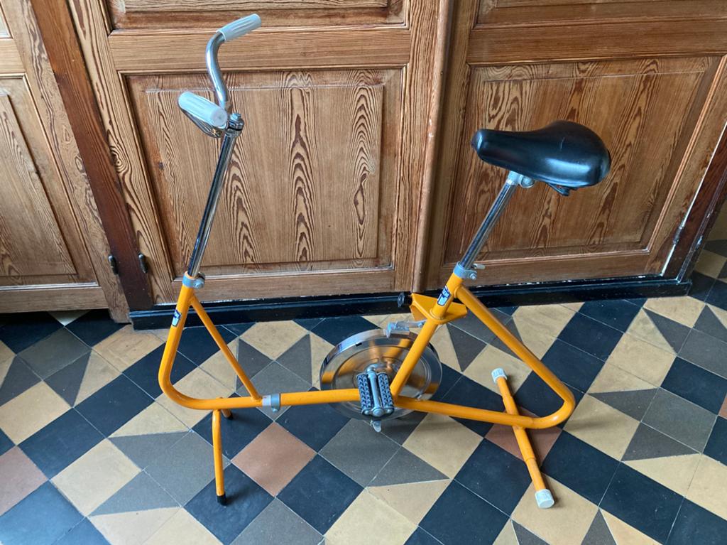 Retro hometrainer Dossche Sport Gent, Fietsen en Brommers, Fietsen | Vouwfietsen, Ophalen, Gebruikt