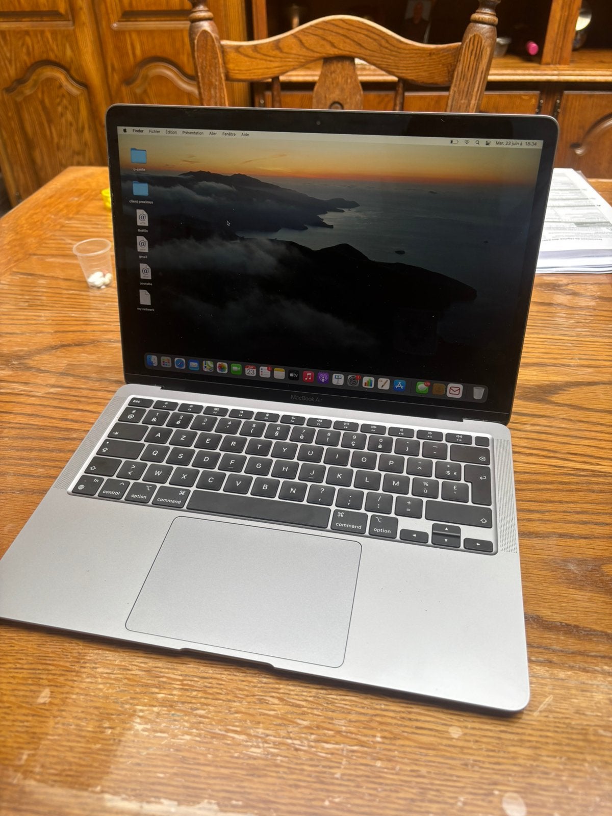 Macbook air m1 13 pouces, Computers en Software, Chromebooks, Ophalen, Zo goed als nieuw, 13 inch, Apple