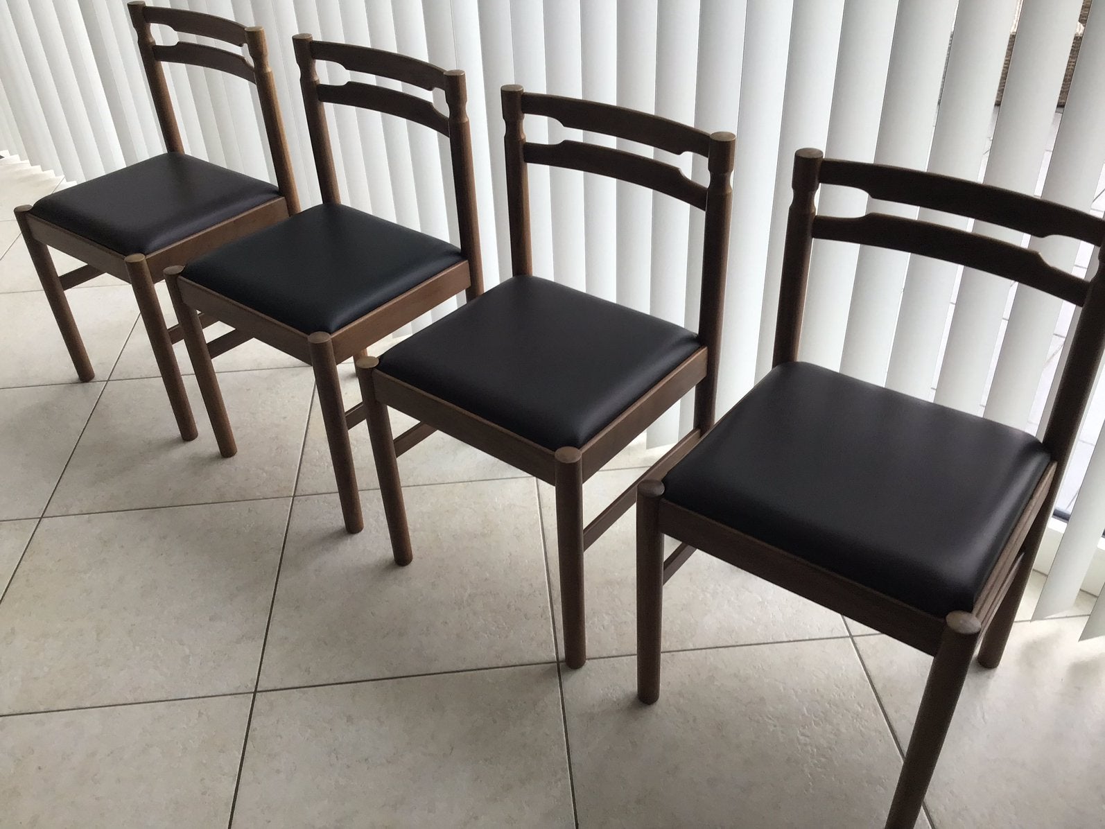 Chaises style scandinave, Maison & Meubles, Enlèvement, Utilisé, Scandinave, Quatre