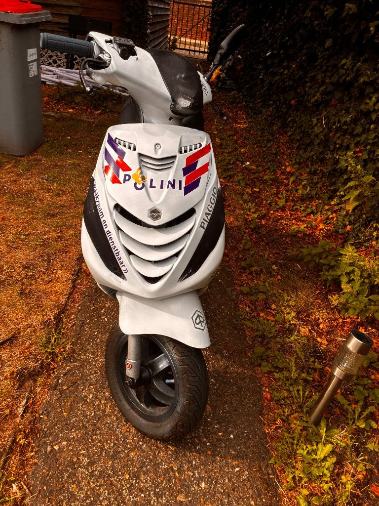 Zip 4t  prijs 3000€, Ophalen, Zip, Klasse A (25 km/u), Zo goed als nieuw