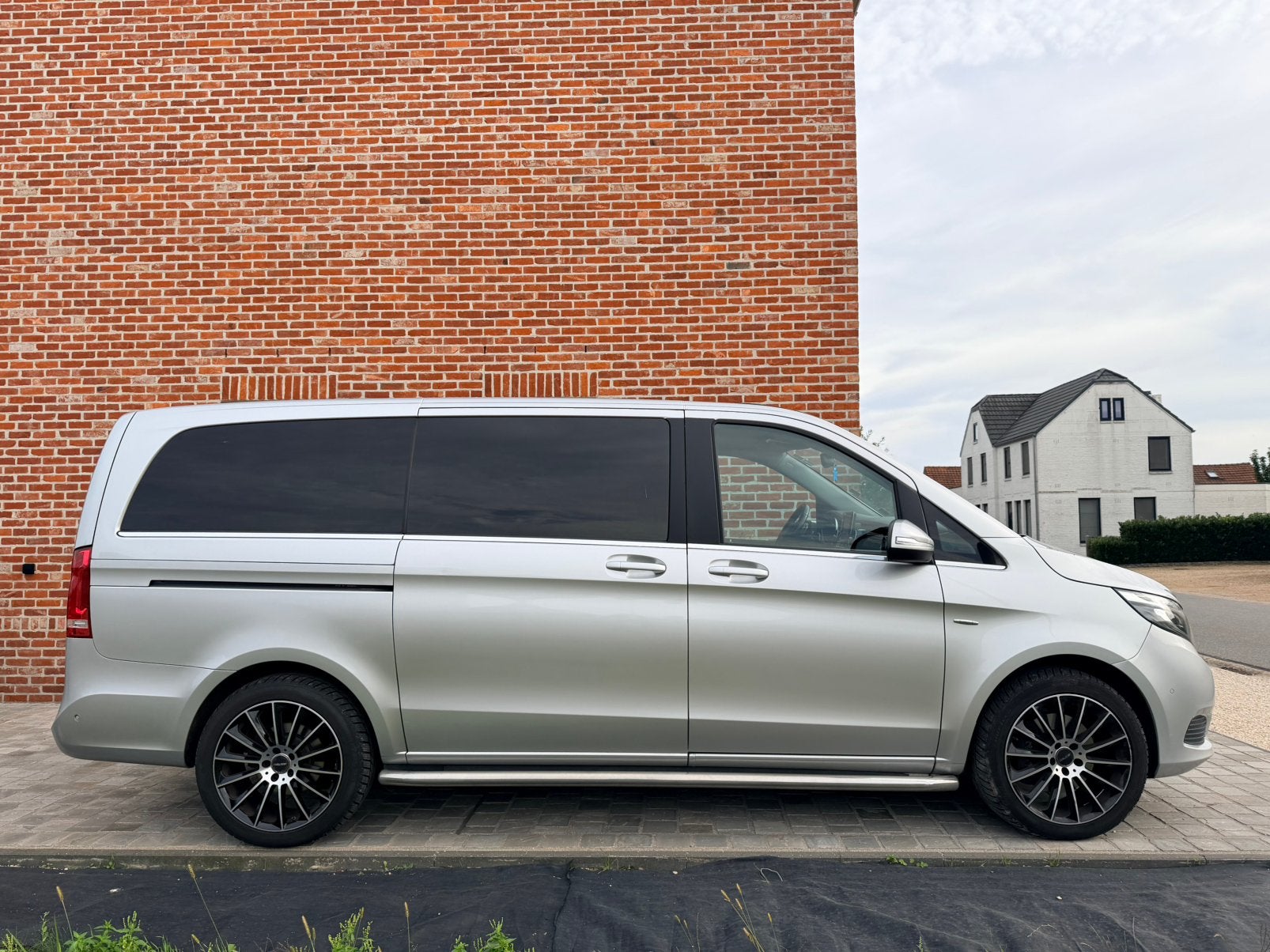 Mercedes V-Klas 250 4x4 lichte vracht Brabus 235pk automaat, Cuir, Achat, Euro 6, Carnet d'entretien