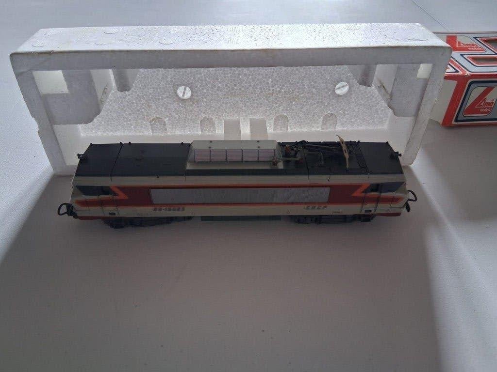 52 LIMA 208045LG BB 15063 « Nez Cassé » par la SNCF, Analogique, Comme neuf, Locomotive, Lima
