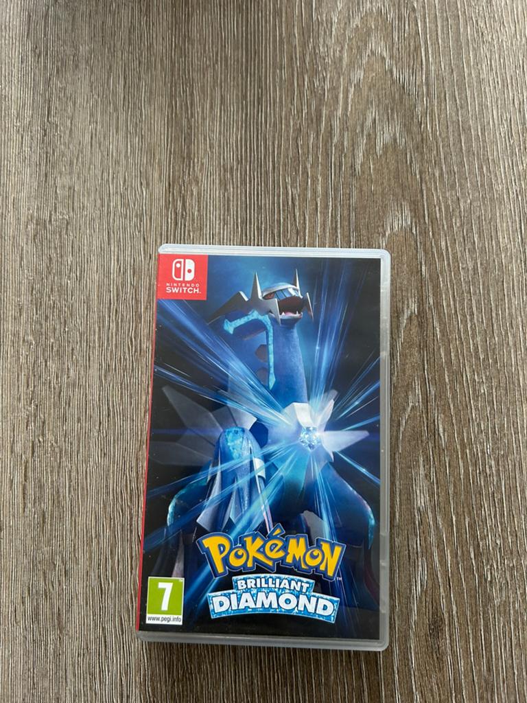 Nintendo switch pokemon diamond, Games en Spelcomputers, Ophalen, Zo goed als nieuw