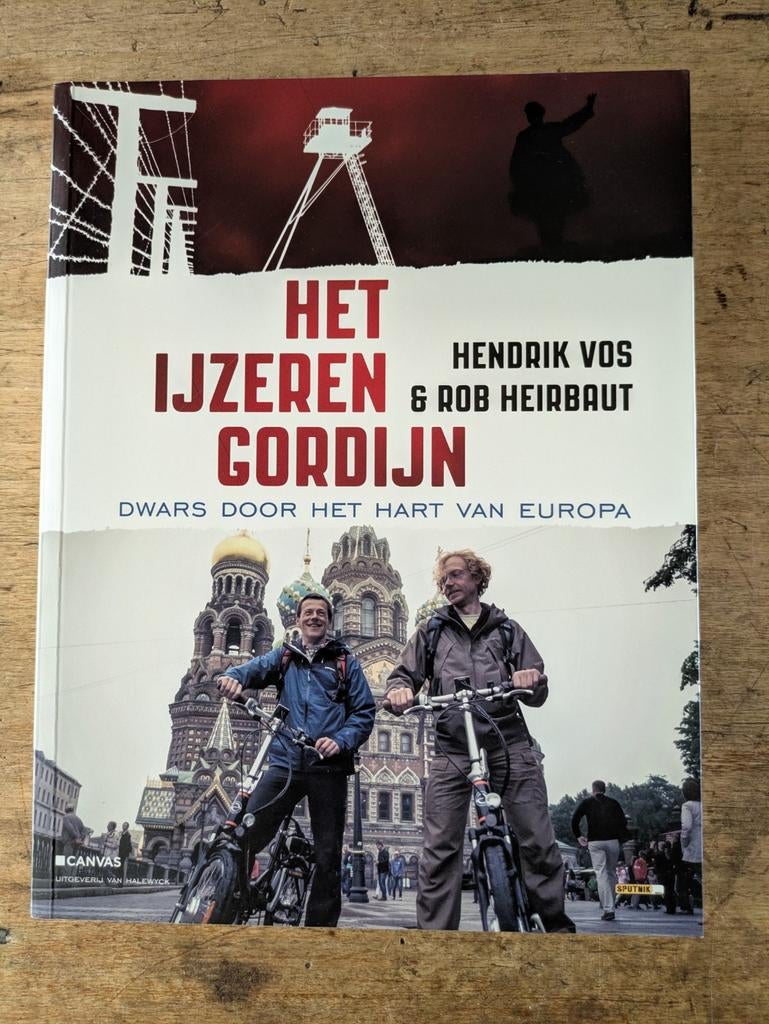 Boek Het ijzeren gordijn - Hendrik Vos & Rob Heirbaut, Enlèvement ou Envoi, Neuf, Hendrik Vos; Rob Heirbaut, Europe