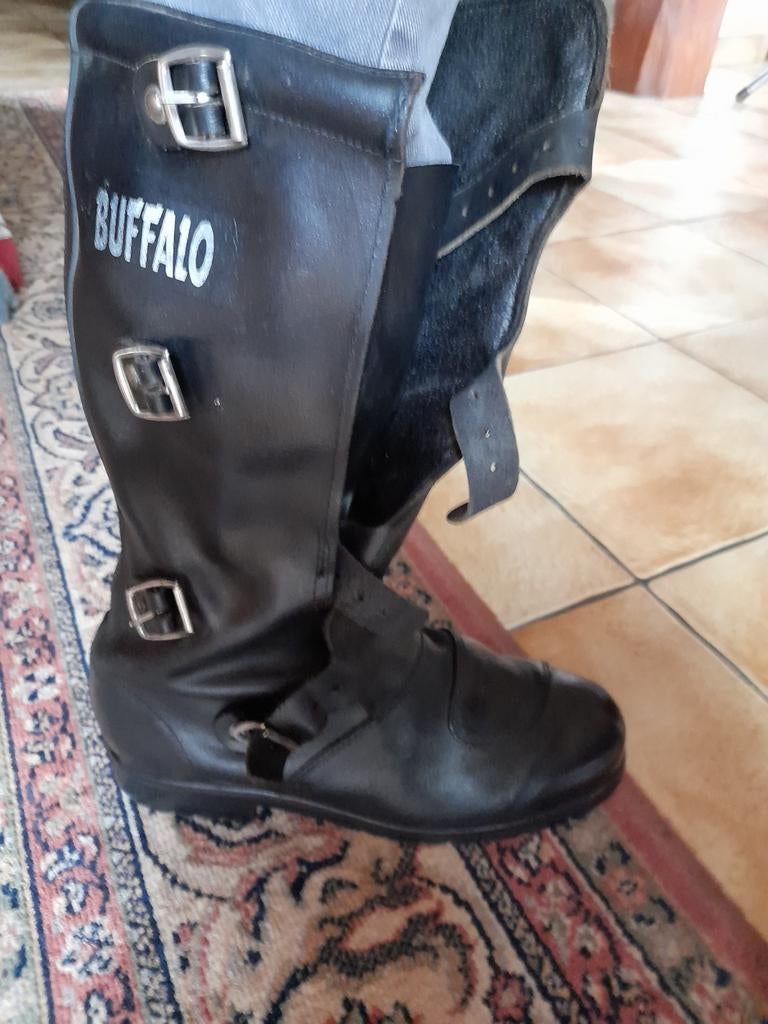 Bottes de moto pour hommes, Buffalo, taille 44, Enlèvement ou Envoi, Buffalo, Comme neuf, Noir