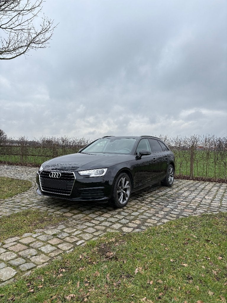 Audi A4 A4 Avant 2.0 TDi Design S tronic, Auto's, Audi, Stof, 110 g/km, A4, Zwart