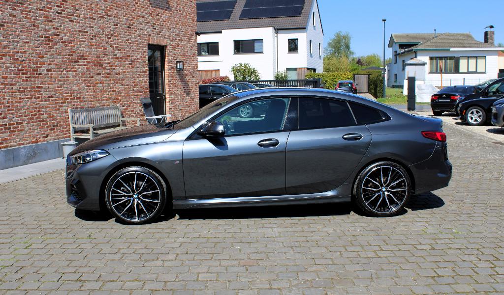 BMW 218i Gran Coupé Automaat Bwj 04/2021 M-PACK !!, 4 deurs, Euro 6, Alcantara, 3 cilinders