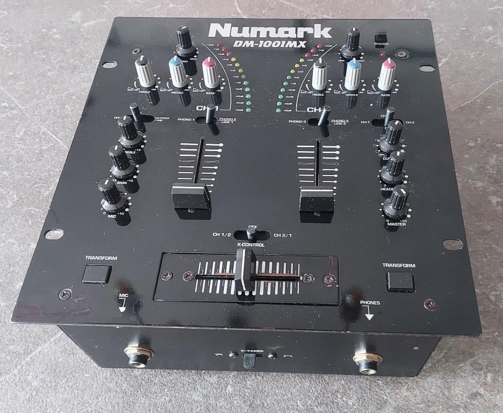 Numark DM1001X table de mixage, Muziek en Instrumenten, Mengpanelen, Ophalen of Verzenden, Gebruikt, Minder dan 5 kanalen, Microfooningang