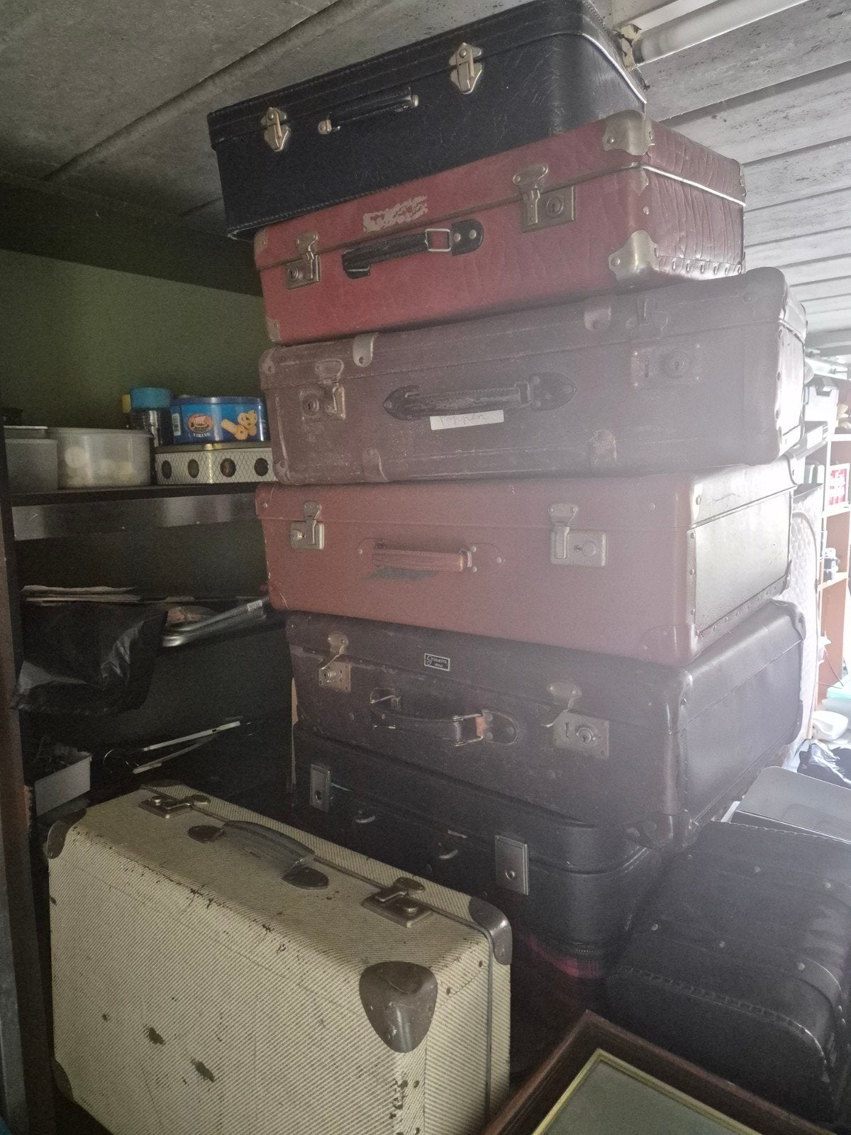 Vintage reiskoffers, Ophalen