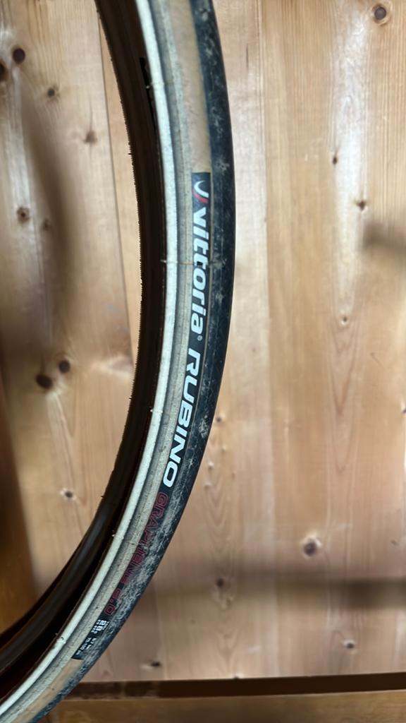 2 buitenbanden vittoria rubino graphene 2.0 700x28c, Ophalen, Zo goed als nieuw