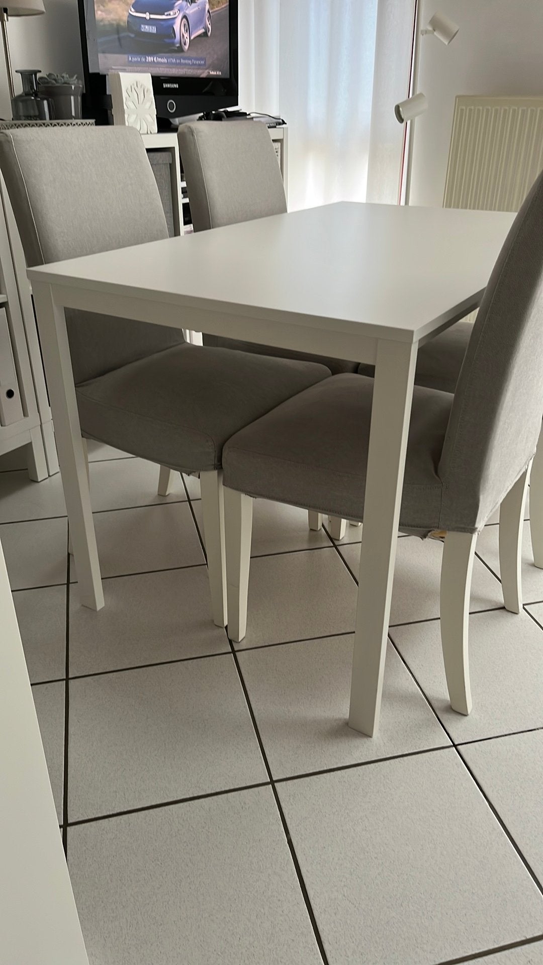 Table, Enlèvement, Comme neuf