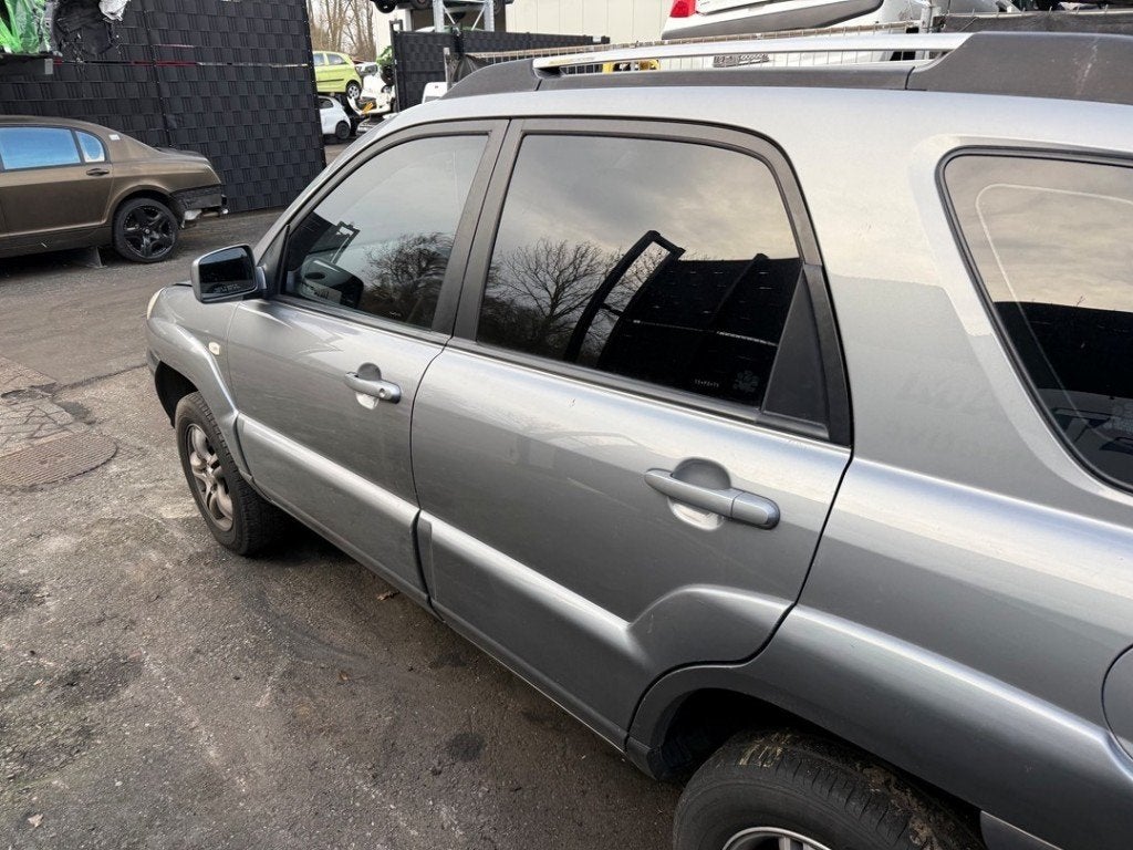 PORTE GAUCHE ARRIÈRE Kia Sportage (JE) (|770031F050|), Arrière, Kia, Info@kia.de, Utilisé