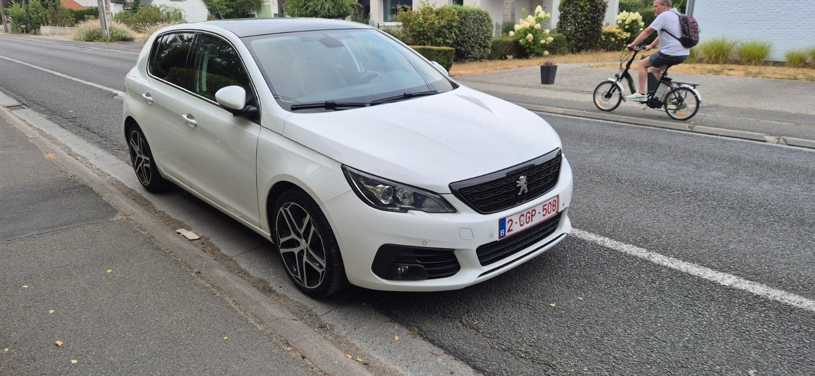 Peugeot 308, Allure 2018, Panorama, 130ch, Boîte manuelle, Break, Enlèvement, Blanc