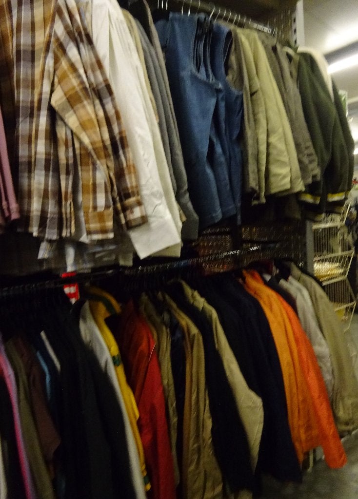 NIEUW Partij van 2000 stuks diverse kleding voor Heren, Dame, Ophalen of Verzenden, Nieuw, Overige maten
