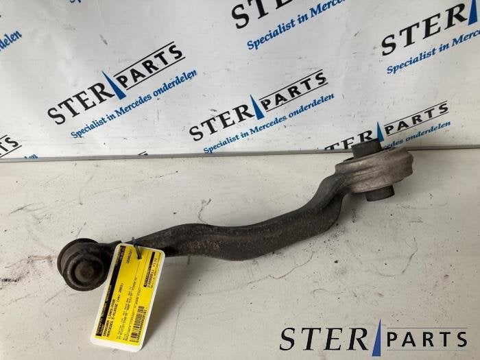 Draagarm links-voor van een Mercedes E-Klasse, Gebruikt, -, Ophalen of Verzenden, -