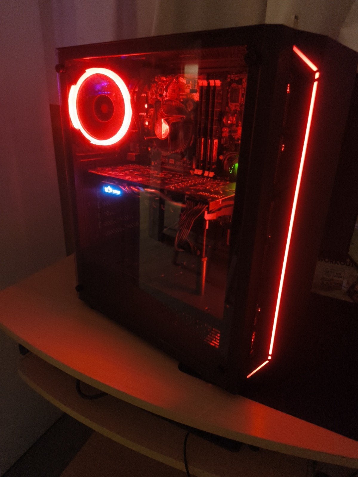 budget game pc, Computers en Software, Ophalen, Zo goed als nieuw, Gaming, SSD