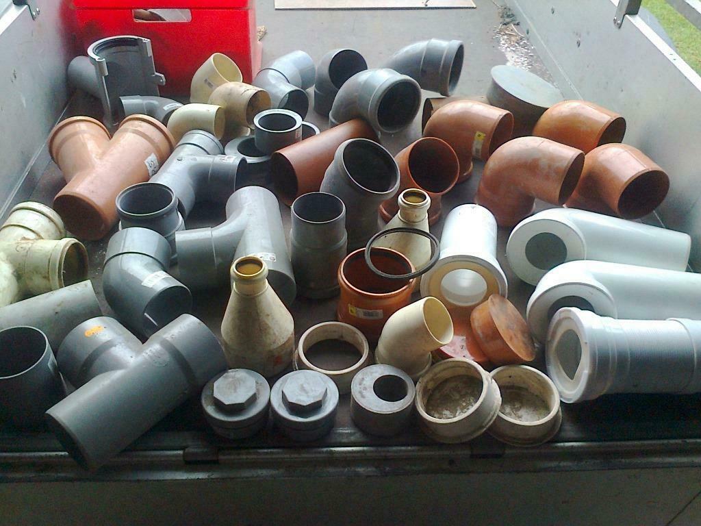 plastiek  - sanitair  - electro - gas, Doe-het-zelf en Bouw, Buizen en Afvoer, Ophalen, Zo goed als nieuw