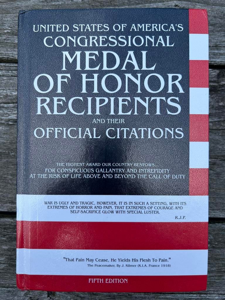 USA medal of honor recipients boek, als nieuw, Verzamelen, Ophalen of Verzenden