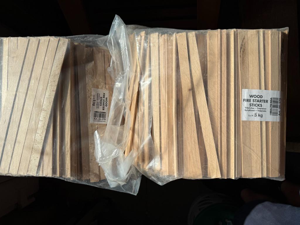 2 pakken Vuurstarter stokjes (2x 5kg), Ophalen, Zo goed als nieuw