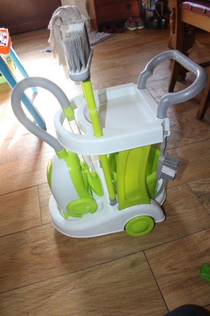 chariot de nettoyage enfant, Enlèvement, Utilisé